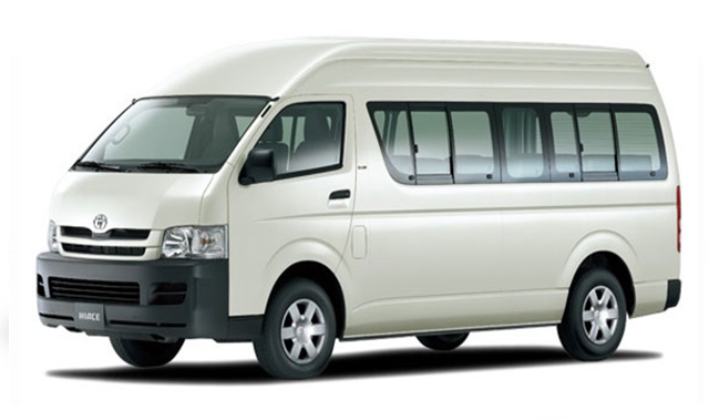 Toyota Hiace 2.5 12 Seater Van